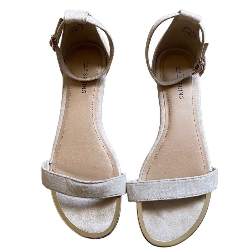 Call it spring creme sandal, size 6
